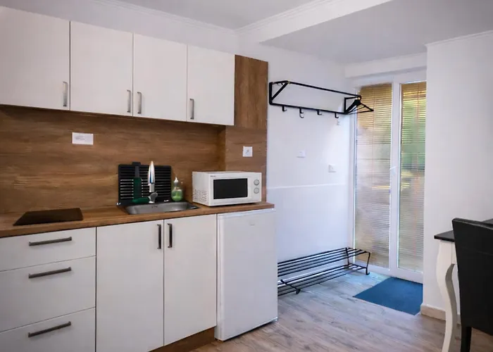 Apartmán Garden - Kindstay Prague Airport Tuchomerice